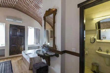 Naz Wooden House Inn - 33