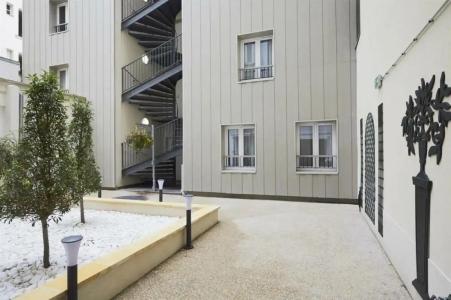 Kyriad Paris 18 - Porte de Clignancourt - Montmartre - 92
