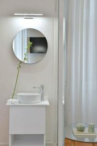 1900 ATHENIAN HOUSE - 17