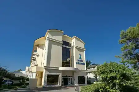 Iz Flower Side Beach - 57