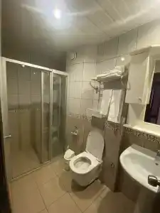 Lavinia Apart & - 15