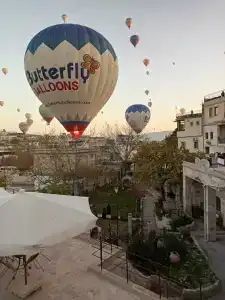 Sarnich Cave Suites - 2