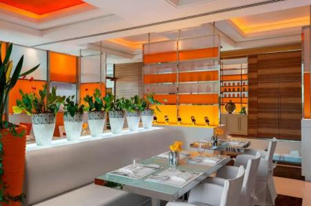 Four Points by Sheraton Downtown Dubai - 30