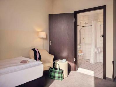 Metropolitan by Flemings - 9