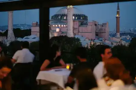 Sura Hagia Sophia - 82