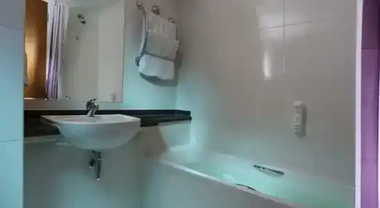 Premier Inn Dubai International Airport - 96