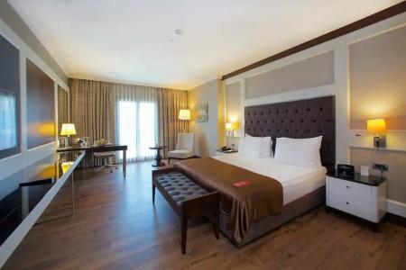 Ramada & Suites by Wyndham Istanbul Merter - 38