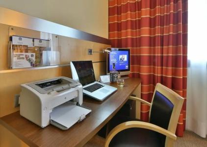 Best Western Palace Inn - 7