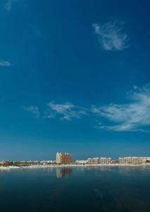 DoubleTree by Hilton Resort & Spa Marjan Island - 98