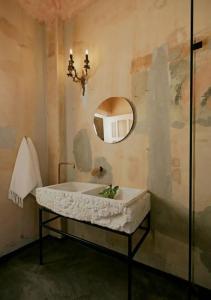 Shila Athens - 49