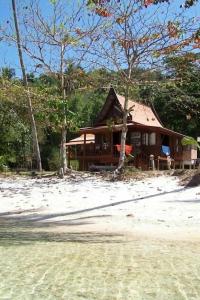 Koh Talu Island Resort - 24