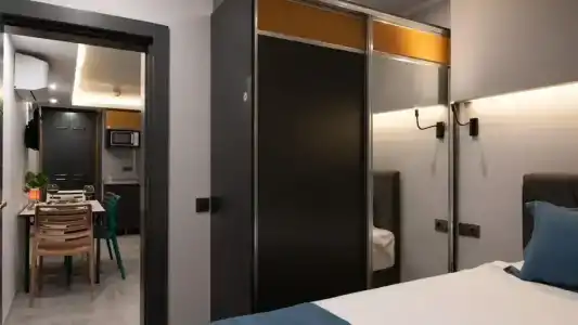 OPERA SUITES Apart - 16