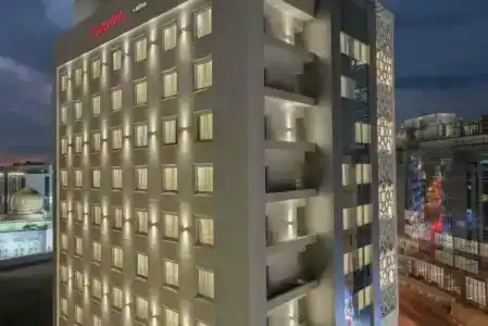Hampton By Hilton Dubai Al Barsha - 13