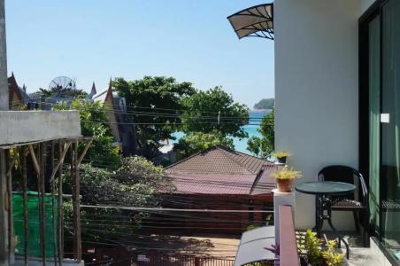 Kata Beachwalk and Bungalows - 61