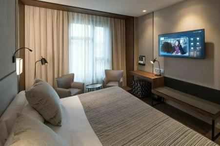 Catalonia Barcelona Plaza - 73