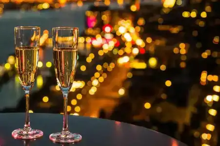 Empire Riverside - 10