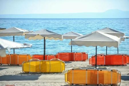 Alexander The Great Beach - 40