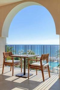 Domes of Corfu, Autograph Collection - 90