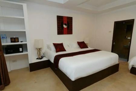 The White Cottage - 3