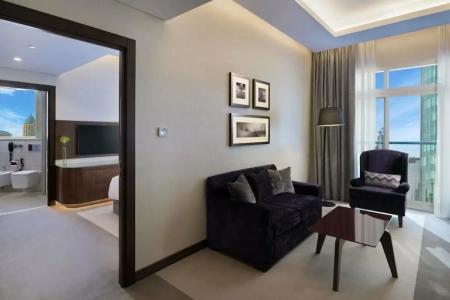 Radisson Blu, Dubai Waterfront - 94