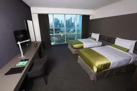 72 Sharjah - 37