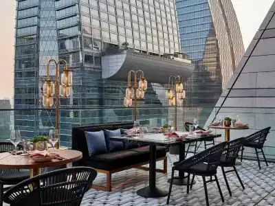 Rosewood Bangkok - 4