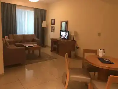 Golden Tulip Apartments - 94