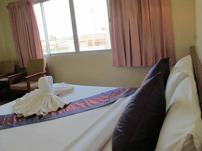 Chumphon Palace - 17