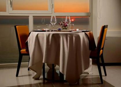 GH Avalon Sikani - 30