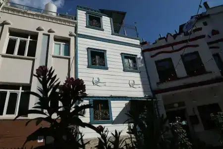 Seahouse Suites - 16