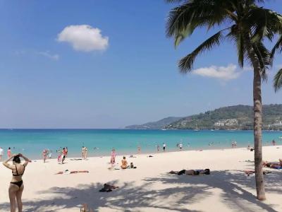 Four Points by Sheraton Phuket Patong Beach Resort - 4