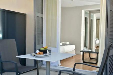 1900 ATHENIAN HOUSE - 15