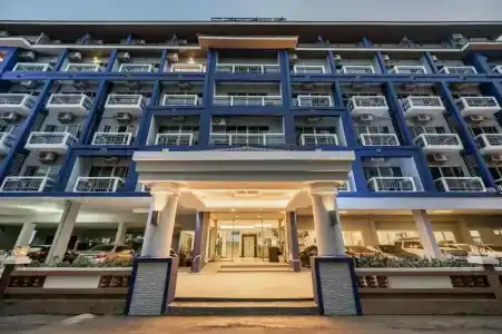 Kokotel Pattaya South Beach - 6