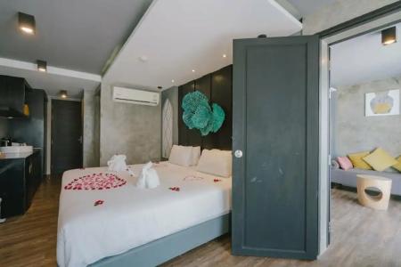 Patong Signature Boutique - 36