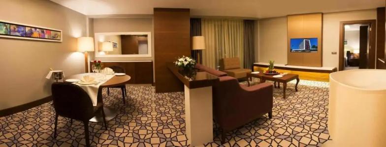 Royal Stay Palace - 61