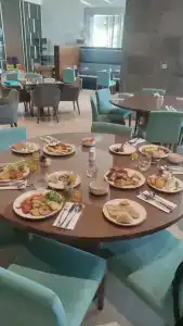 Holiday Inn Dubai Al-Maktoum Airport - 42