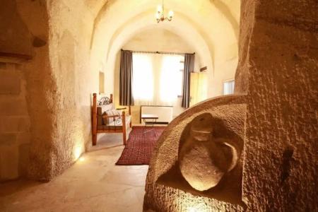 Sarnich Cave Suites - 22