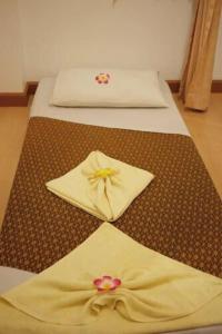 Naithon Beach Mansion - 27