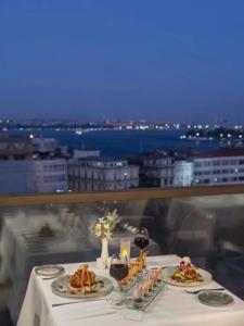 Azzap Galata - 3