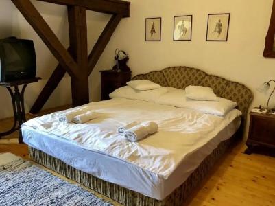 The Houses of History - anno 1830 - 93