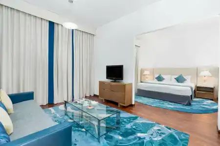 Golden Sands & Residences - 90