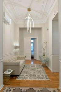 1900 ATHENIAN HOUSE - 5