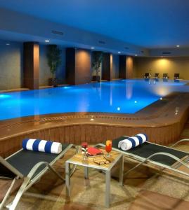 Coral Sea Beach and Aqua Park - 16