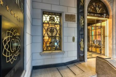 Grand Palace Rome - 23