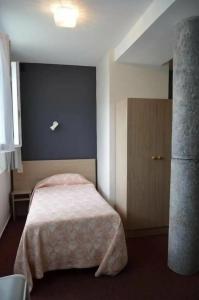 Hôtel Montfort - 43