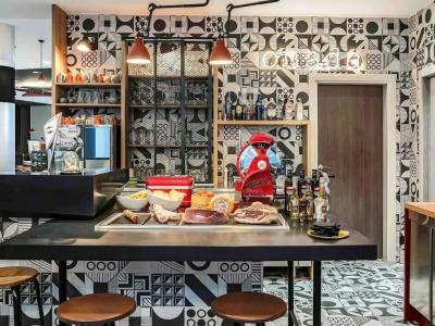 ibis Styles Barcelona City Bogatell - 95