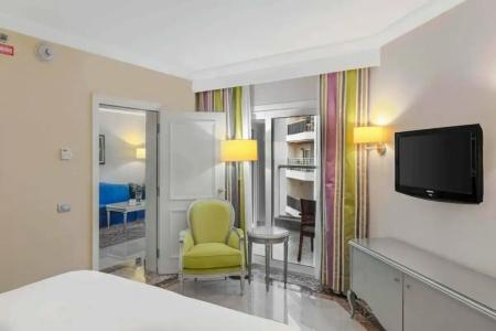 Hilton Alexandria Corniche - 42