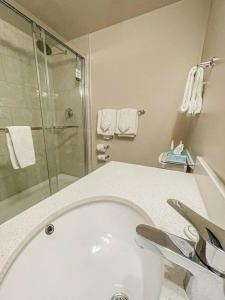 Prestige Oceanview Prince Rupert - 61