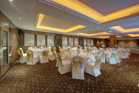 Omega Dubai - 44