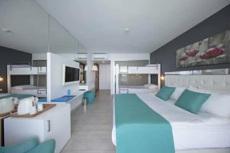 Le Bleu & Resort Kusadasi - 64